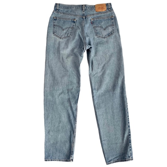 Vintage Y2K 2002 Levi’s 550 Relaxed Fit Jeans / USA